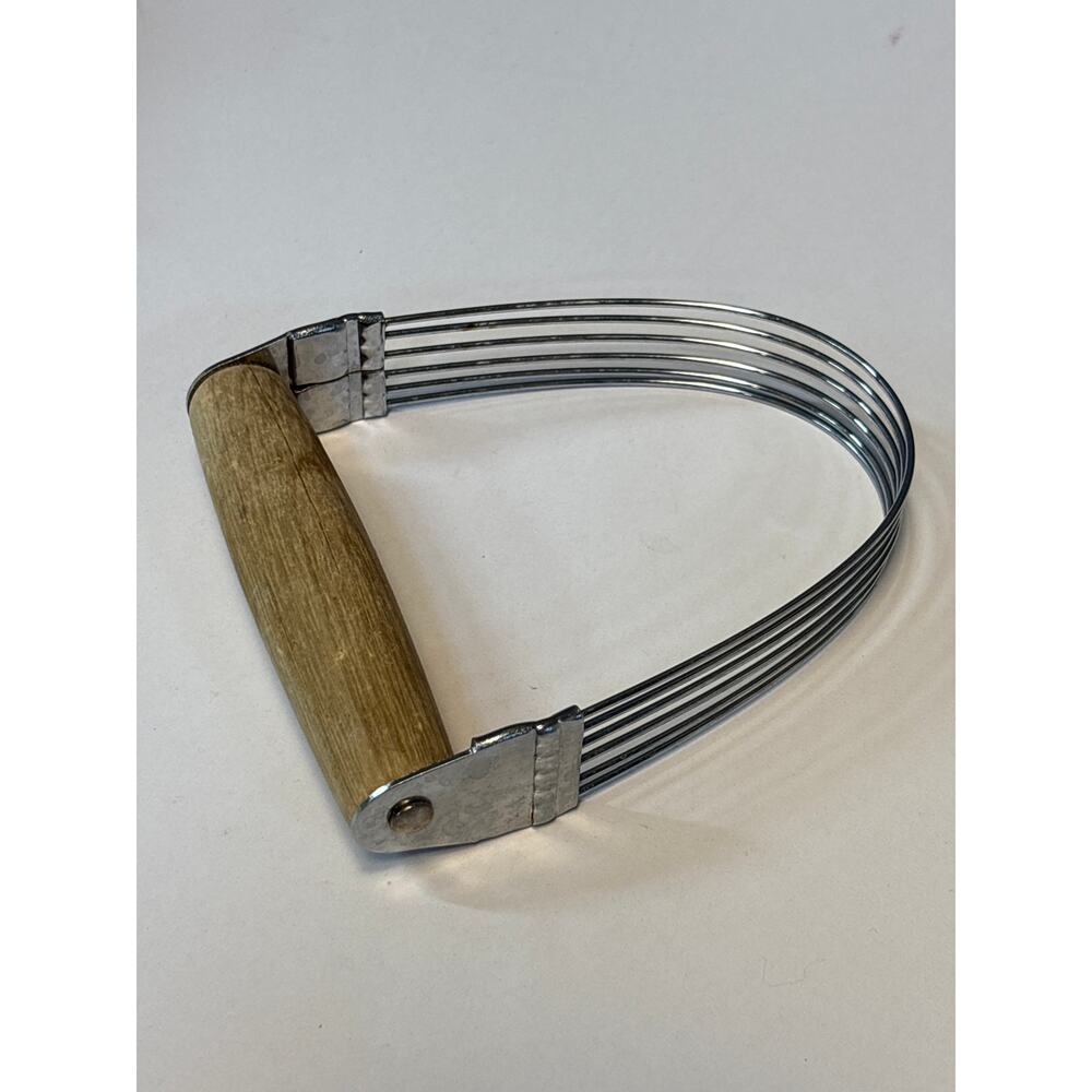 Vintage 1980's Wood Handle Stainless Steel 6 Wire Pastry Dough Blender